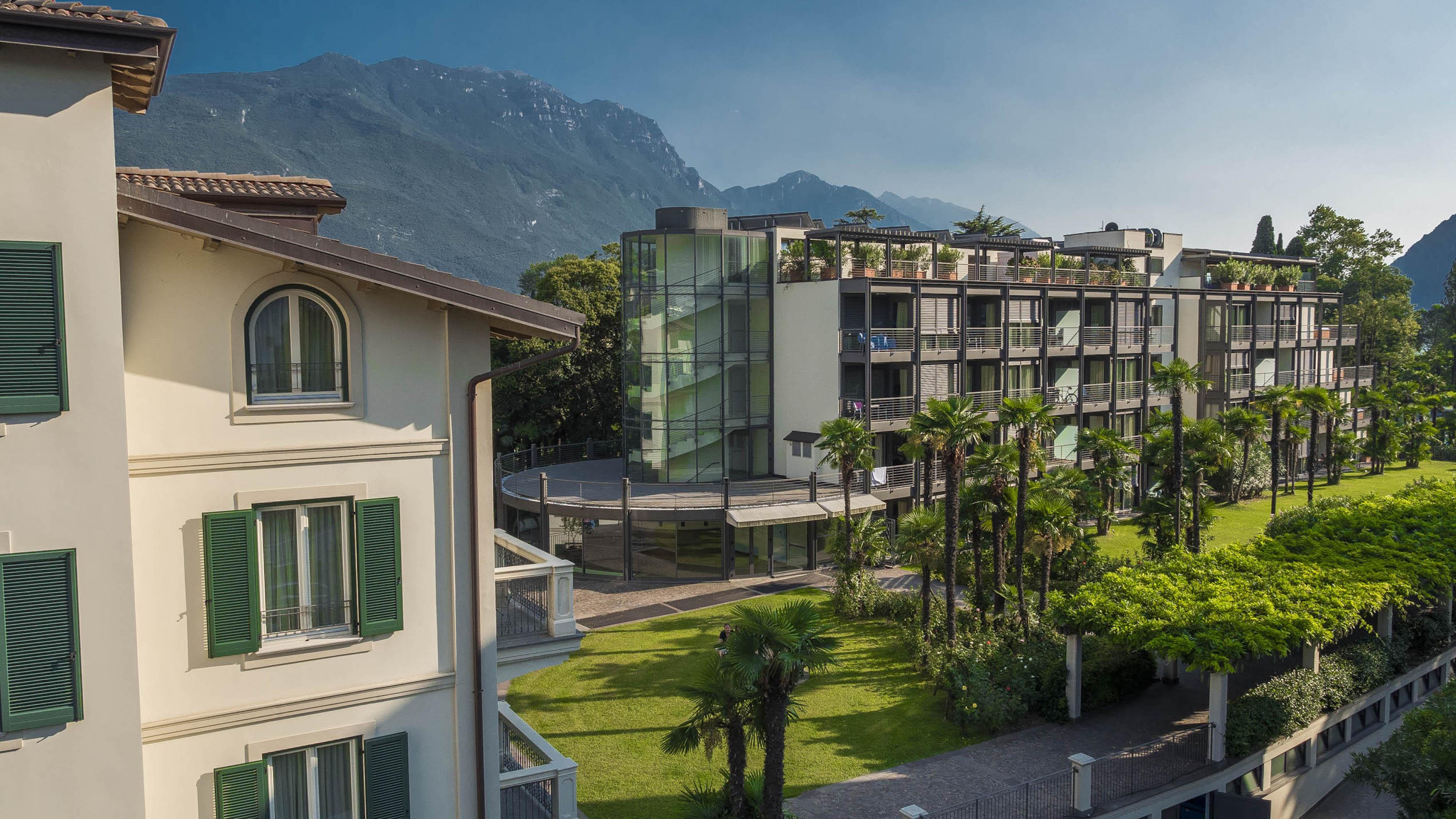 Du Et Du Parc Grand Hotel 4*